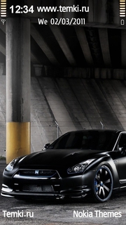 Черный Nissan GTR